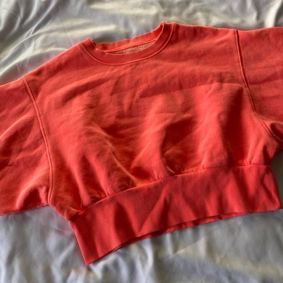 TNA cozy fleece cropped crewneck sweater - Picture 3 of 4